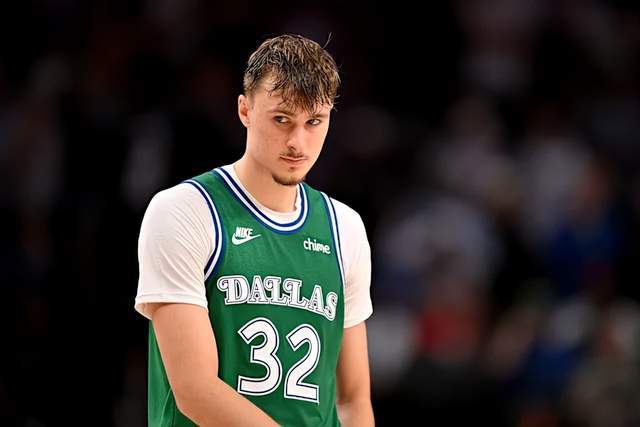 獨行俠官宣弗拉格缺席新秀賽！對陣太陽扭傷左腳 明日無緣戰(zhàn)湖人